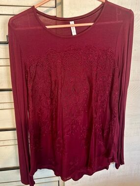 Xhilaration Burgundy Lace Accent Crewneck Top